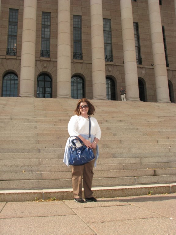 kimmcdanielinfrontofparliamenthouse.jpg