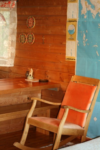 tupaasittingroom13.jpg